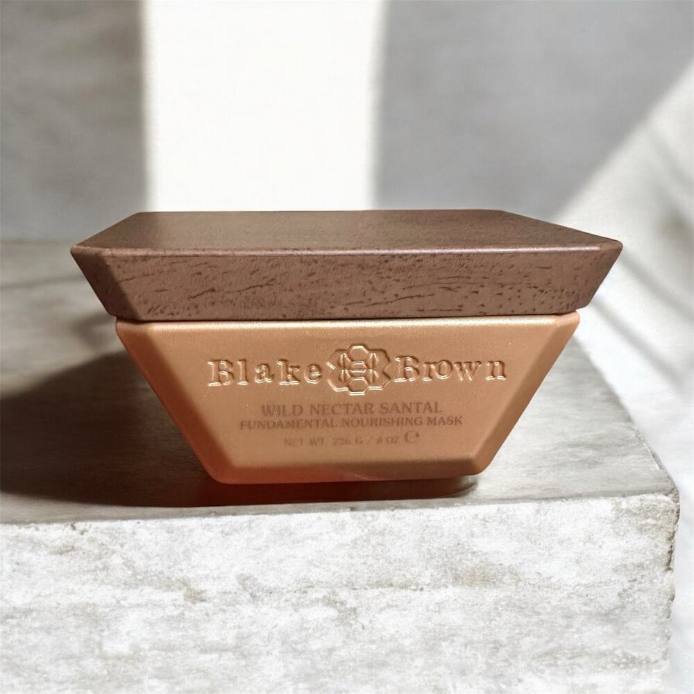 Blake Brown Masks, Sandalwood Vanille And Wild Nectar Santal